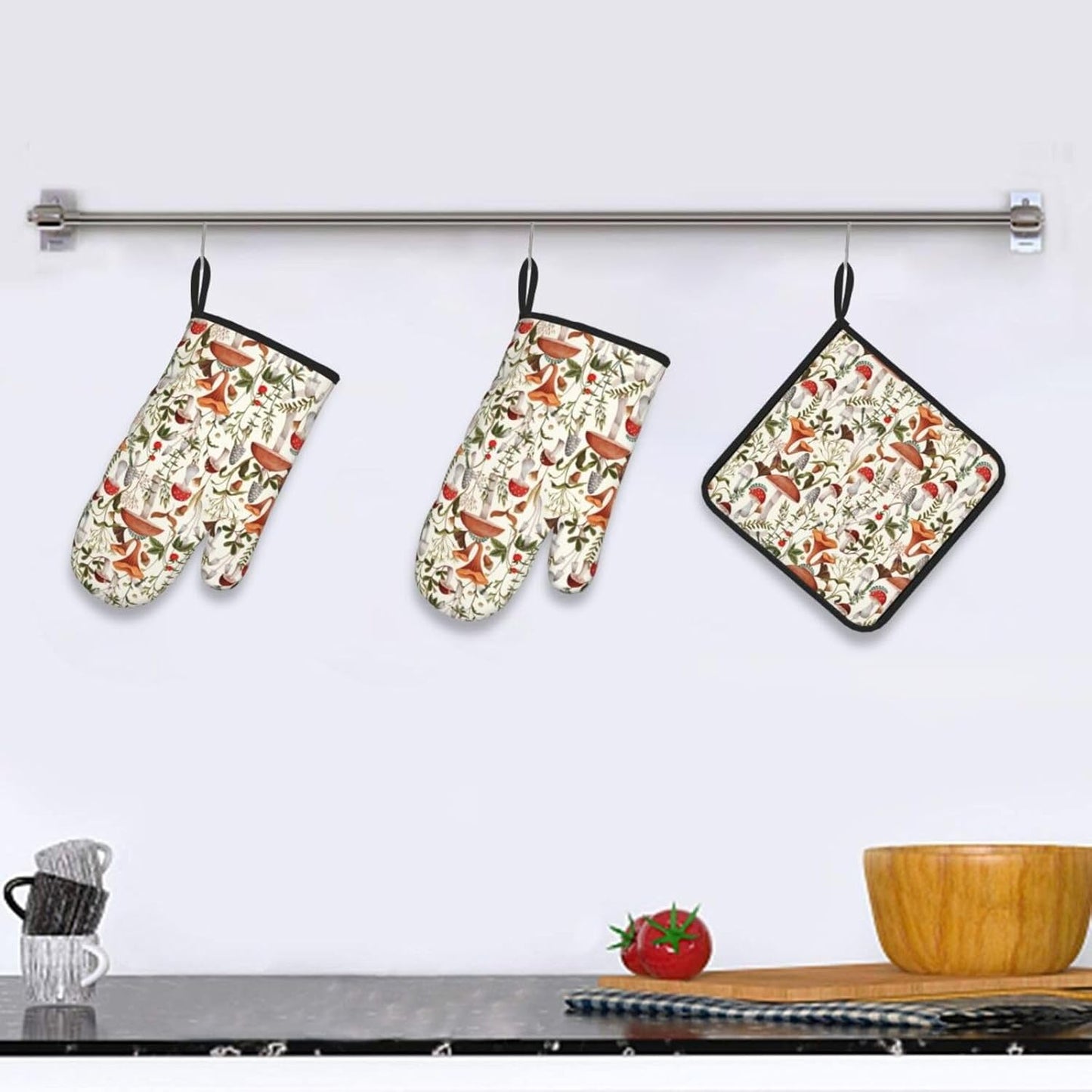 Boho Mushroom Decor Oven Mitts and Pot Holders Sets of 3 Hot Pads Cute Botanic Plant Beige Oven Gloves Heat Resistant Non Slip Washable for Kitchen Cooking Grilling Baking