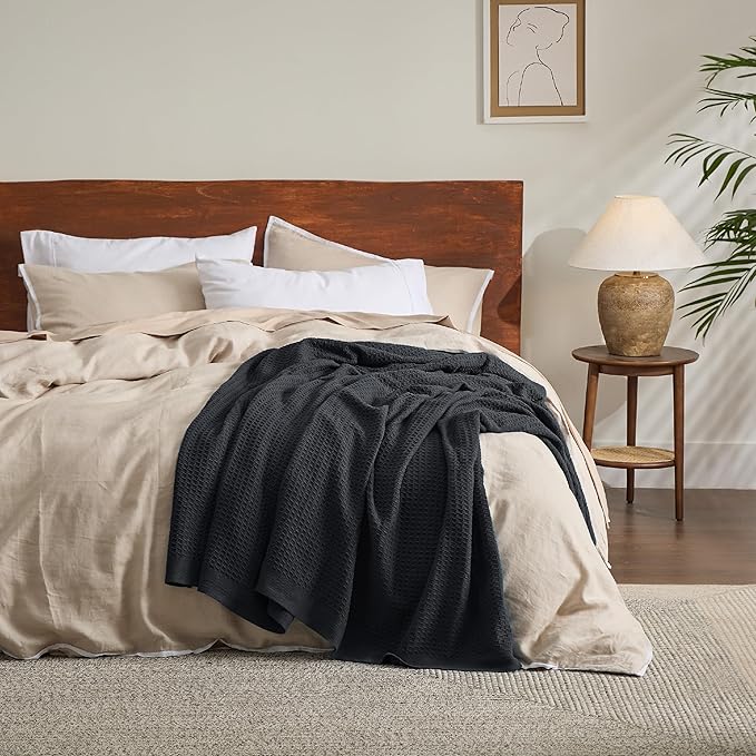 Bedsure 100% Cotton Blanket Queen Size for Bed - Breathable and Soft, Waffle Weave Blanket for Summer Spring, Black, 90x90 Inches