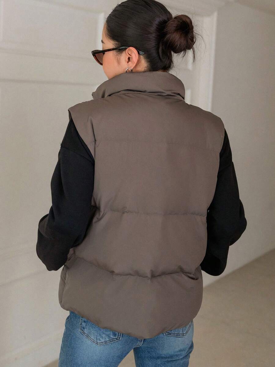 DAZY Zip Up Padded Vest Thick Pockets Coat, Ladies Late Fall Casual Pocket, Zipper Funnel Neck Loose Black Plain Women Coats, Winter Warmth/ Winter Fashion, Winter Women Padded Coat Jacket