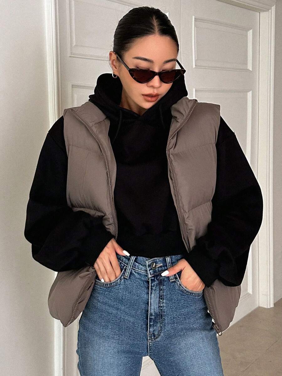 DAZY Zip Up Padded Vest Thick Pockets Coat, Ladies Late Fall Casual Pocket, Zipper Funnel Neck Loose Black Plain Women Coats, Winter Warmth/ Winter Fashion, Winter Women Padded Coat Jacket