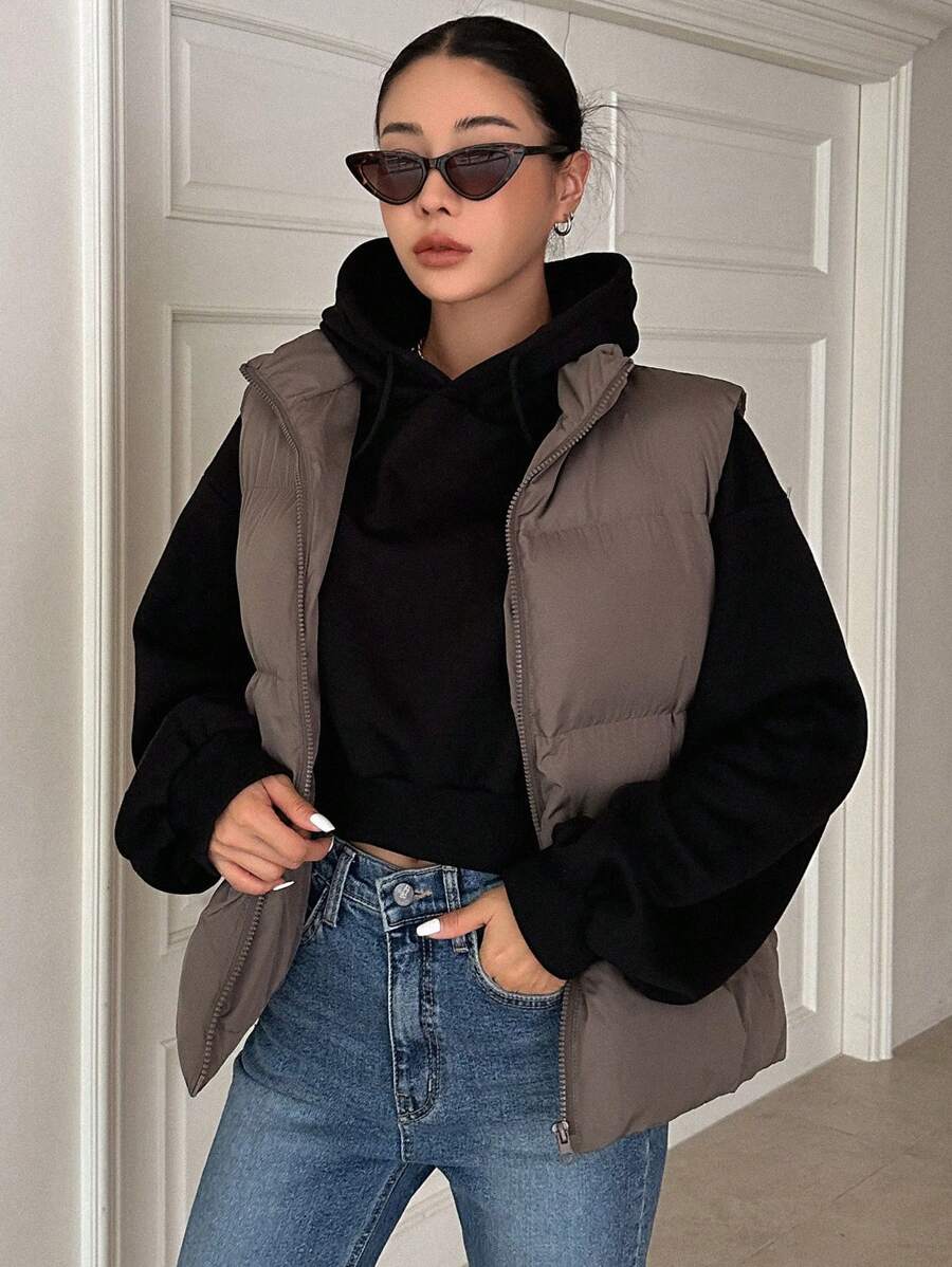 DAZY Zip Up Padded Vest Thick Pockets Coat, Ladies Late Fall Casual Pocket, Zipper Funnel Neck Loose Black Plain Women Coats, Winter Warmth/ Winter Fashion, Winter Women Padded Coat Jacket