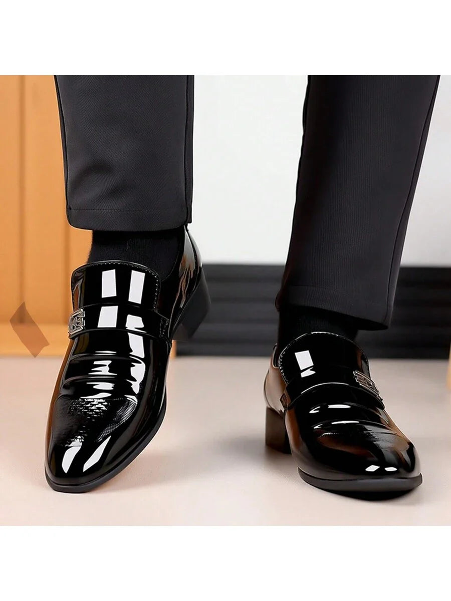 Plus Size Men Casual Business Dress Shoes Low-Top Sneakers Breathable Comfortable Dress Shoes For Young Men