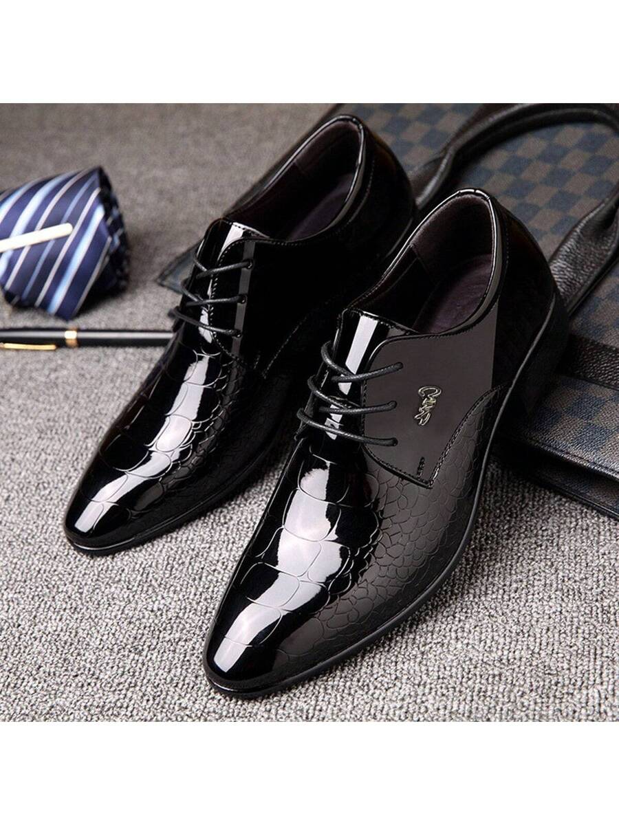 Plus Size Men Casual Business Dress Shoes Low-Top Sneakers Breathable Comfortable Dress Shoes For Young Men