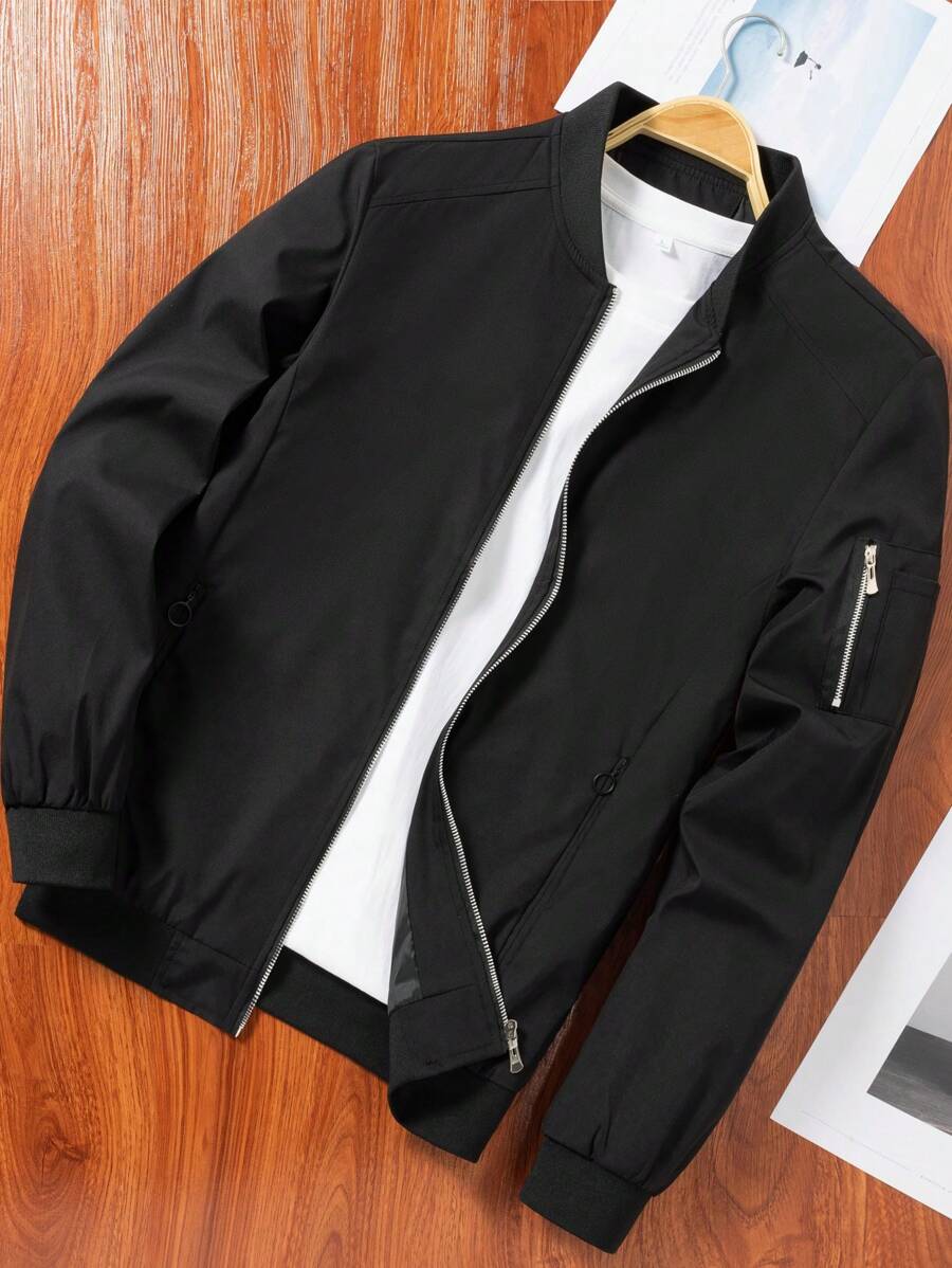 Manfinity EMRG Men's Solid Color Zipper Fashion Versatile Outdoor Windbreaker Jacket Black Bomber