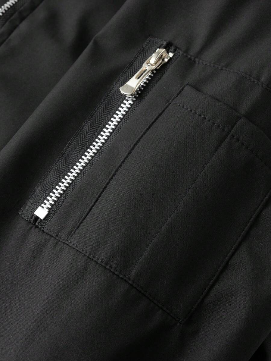Manfinity EMRG Men's Solid Color Zipper Fashion Versatile Outdoor Windbreaker Jacket Black Bomber