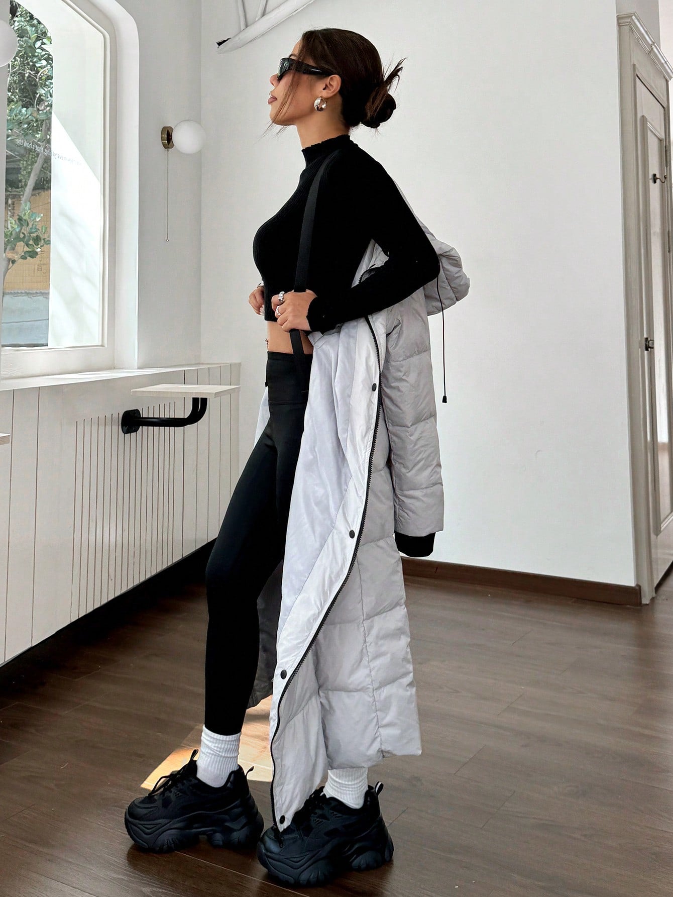 SHEIN EZwear Women Casual Solid Color Hooded Long Down& Feathers Jacket For Winter With Carrying Straps Inside