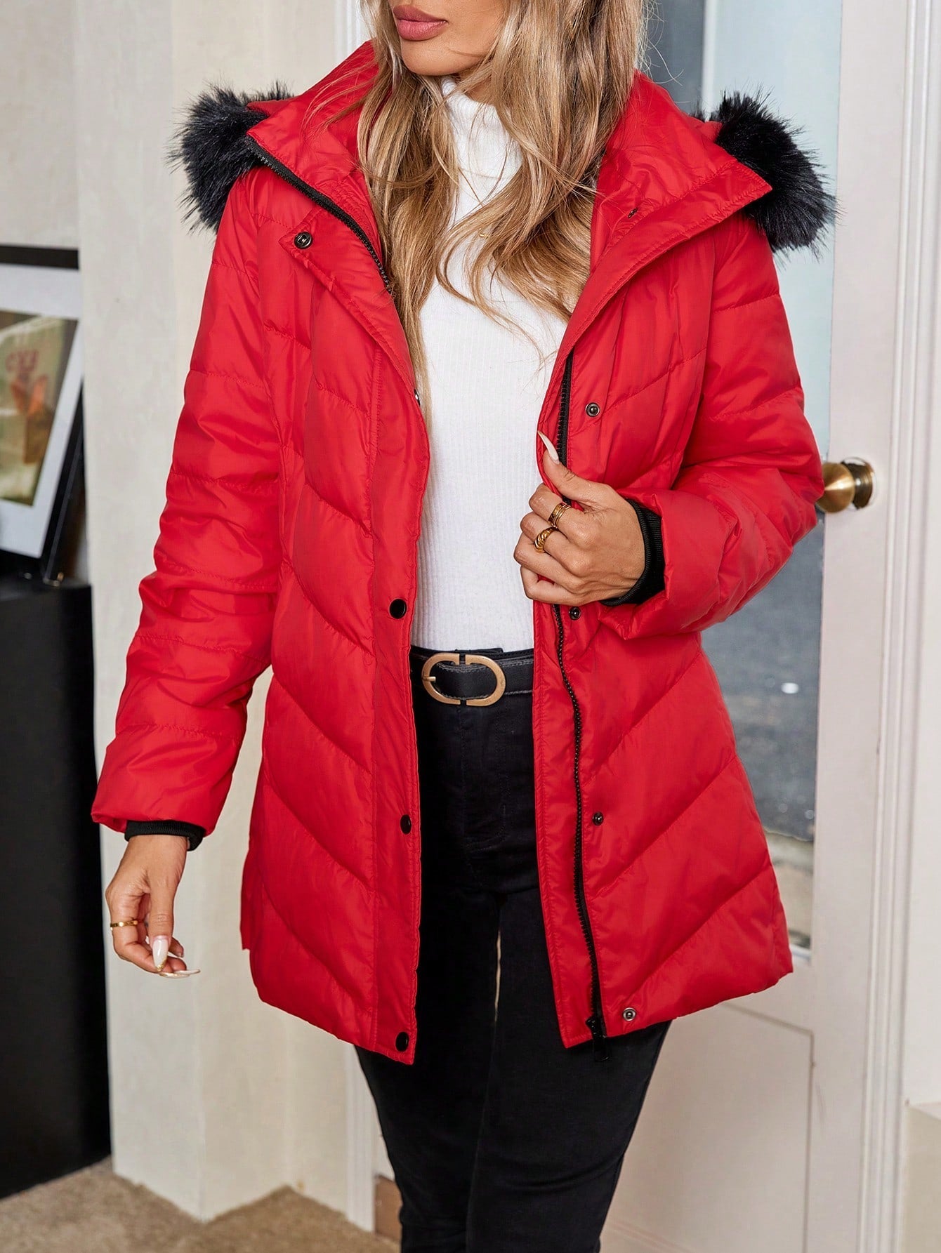SHEIN LUNE Autumn/Winter Red  Coat ,Contrast Blak Furry Trim Long Down& Feathers, Warm Clothes