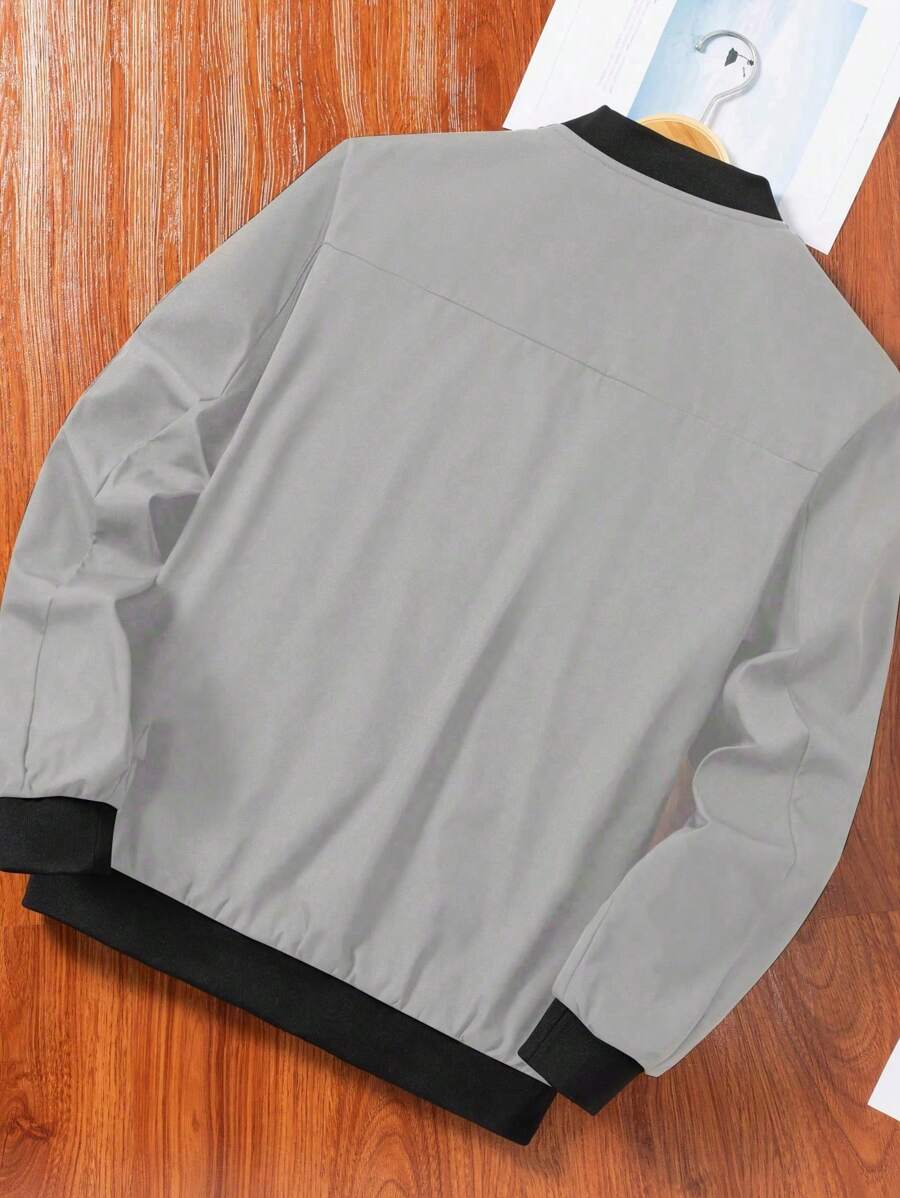 Manfinity EMRG Men's Solid Color Zipper Fashion Versatile Outdoor Windbreaker Jacket Black Bomber