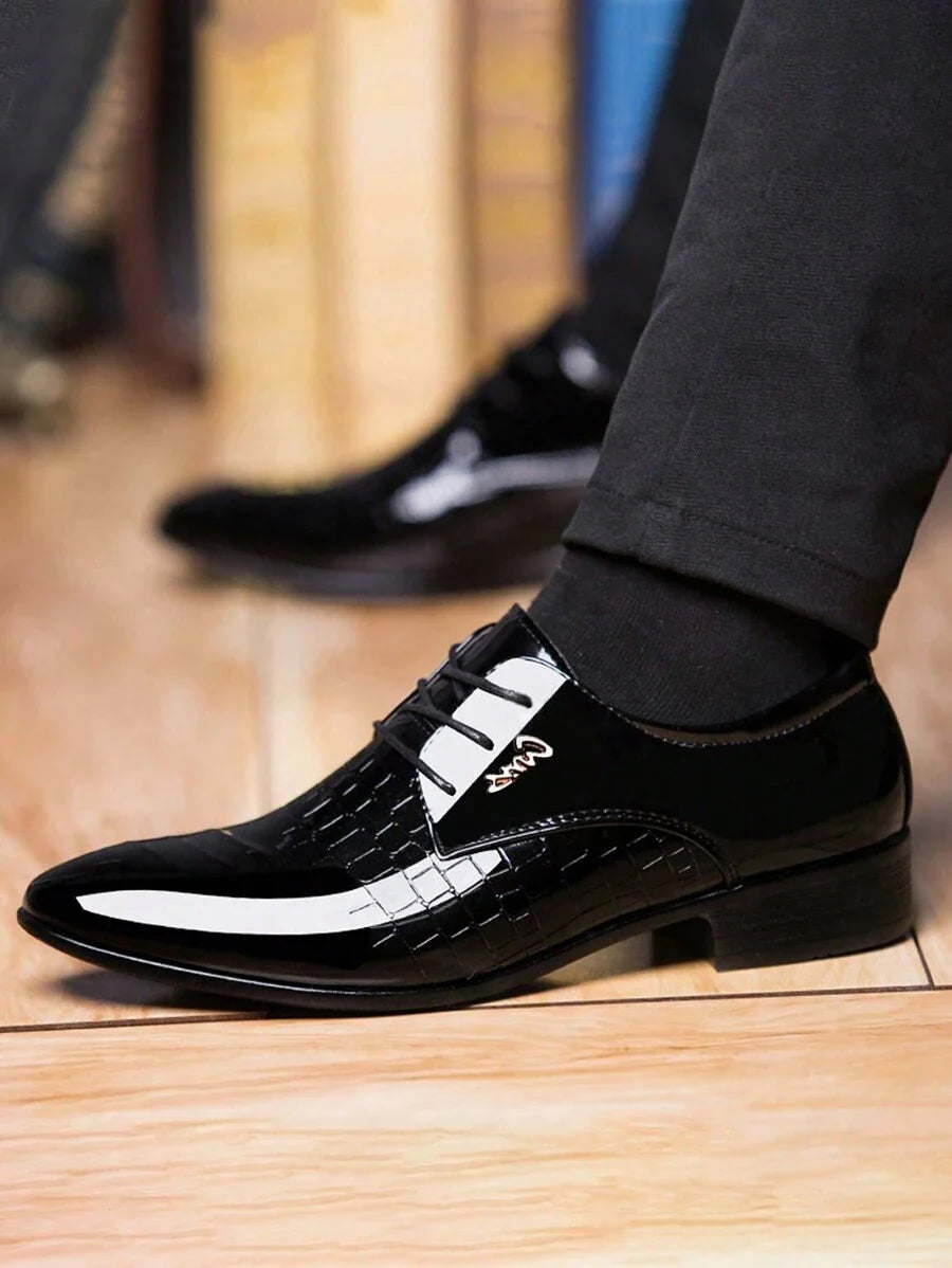 Plus Size Men Casual Business Dress Shoes Low-Top Sneakers Breathable Comfortable Dress Shoes For Young Men