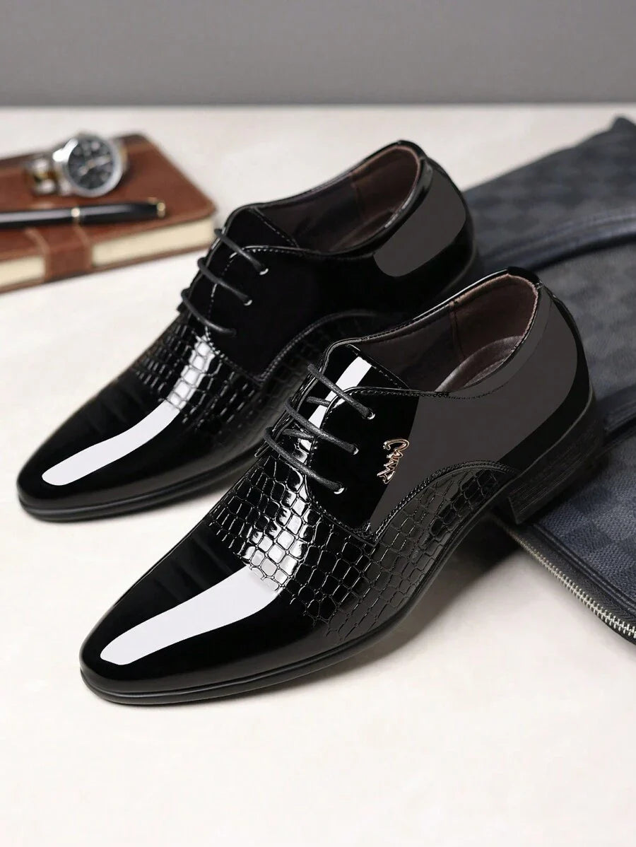 Plus Size Men Casual Business Dress Shoes Low-Top Sneakers Breathable Comfortable Dress Shoes For Young Men