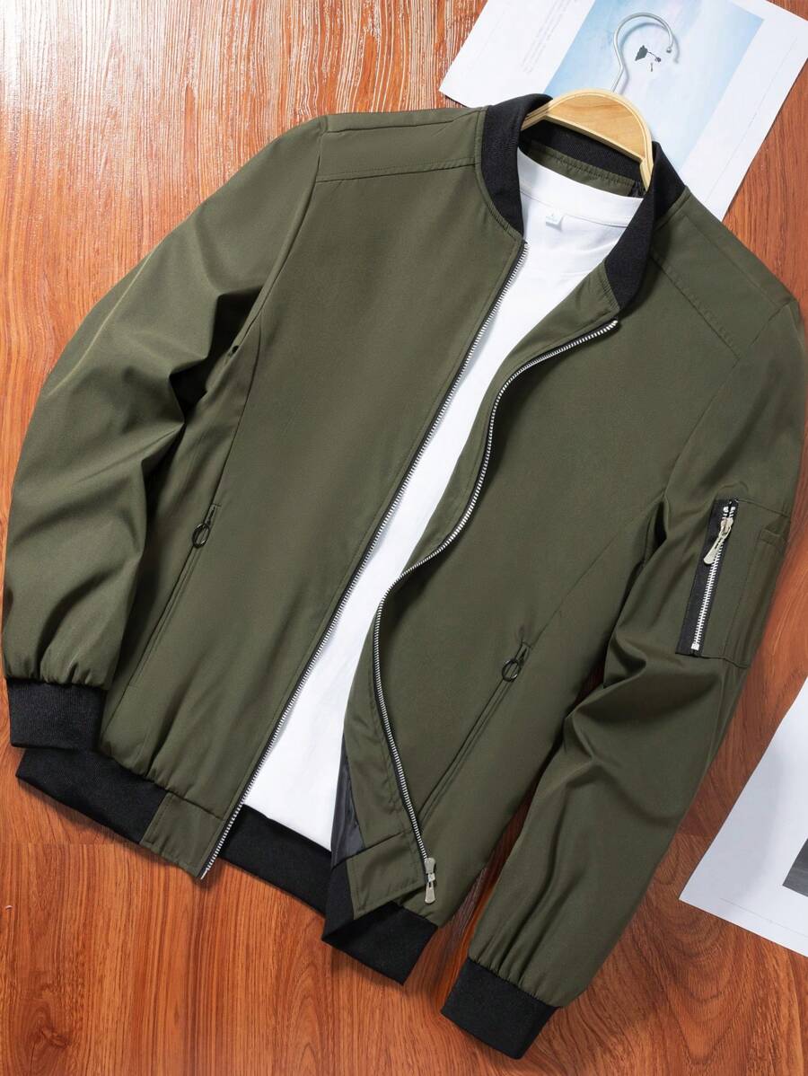 Manfinity EMRG Men's Solid Color Zipper Fashion Versatile Outdoor Windbreaker Jacket Black Bomber