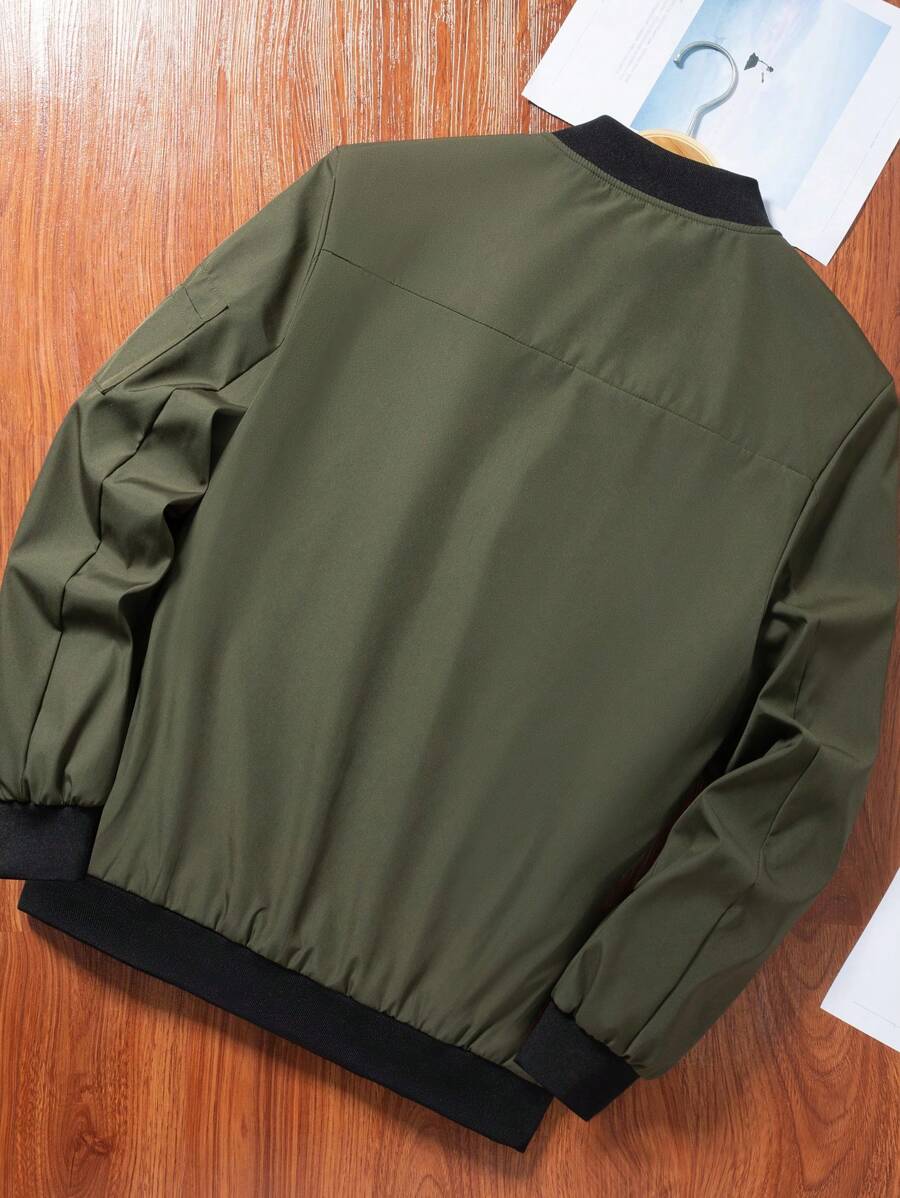 Manfinity EMRG Men's Solid Color Zipper Fashion Versatile Outdoor Windbreaker Jacket Black Bomber