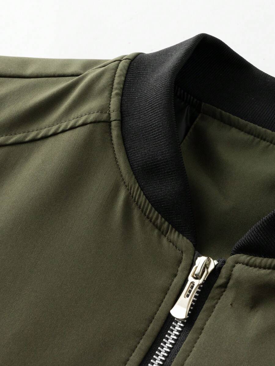 Manfinity EMRG Men's Solid Color Zipper Fashion Versatile Outdoor Windbreaker Jacket Black Bomber