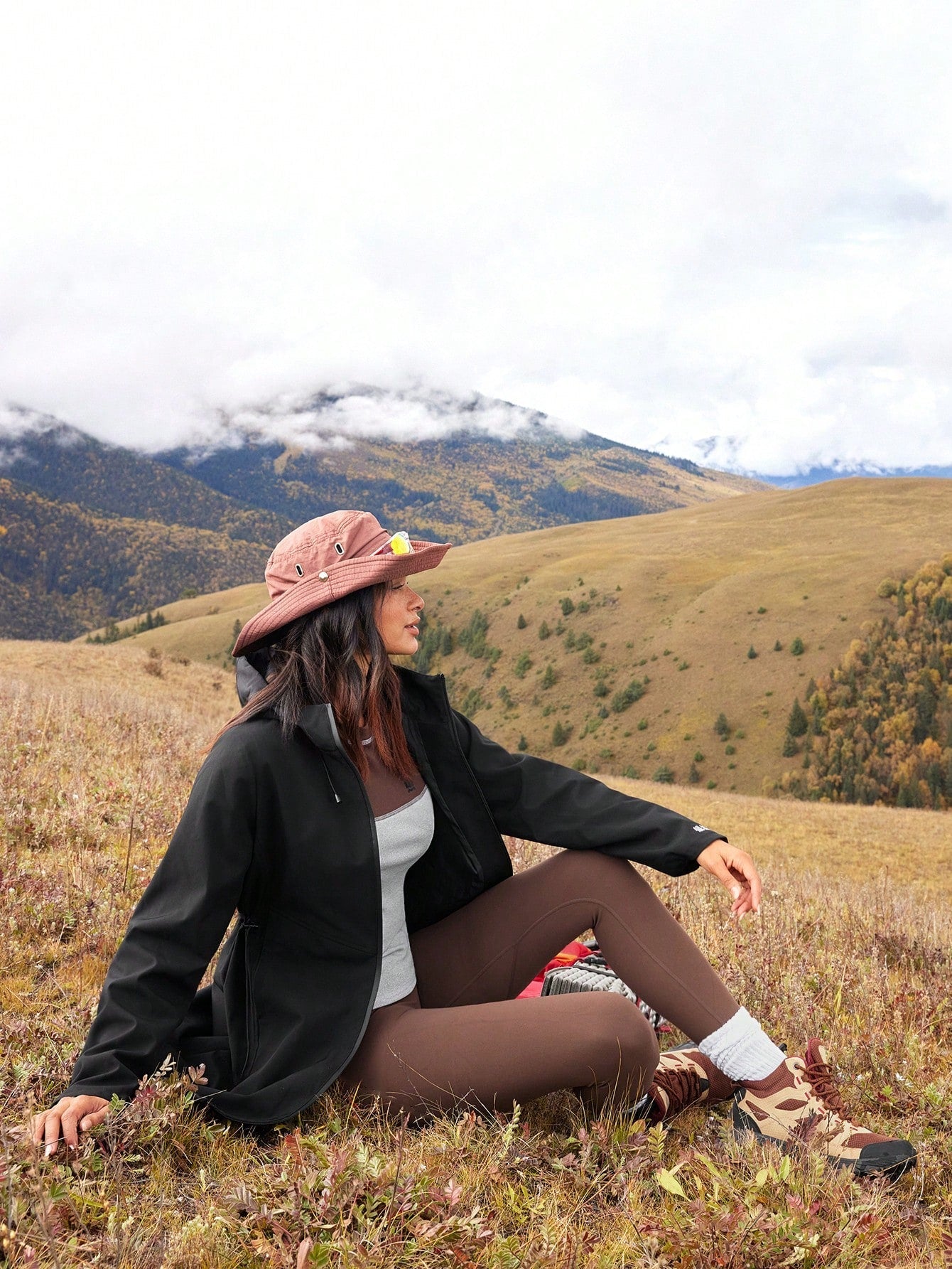 In My Nature Women's Solid Color Front Zip Letter Print Casual Outdoor Softshell Jacket