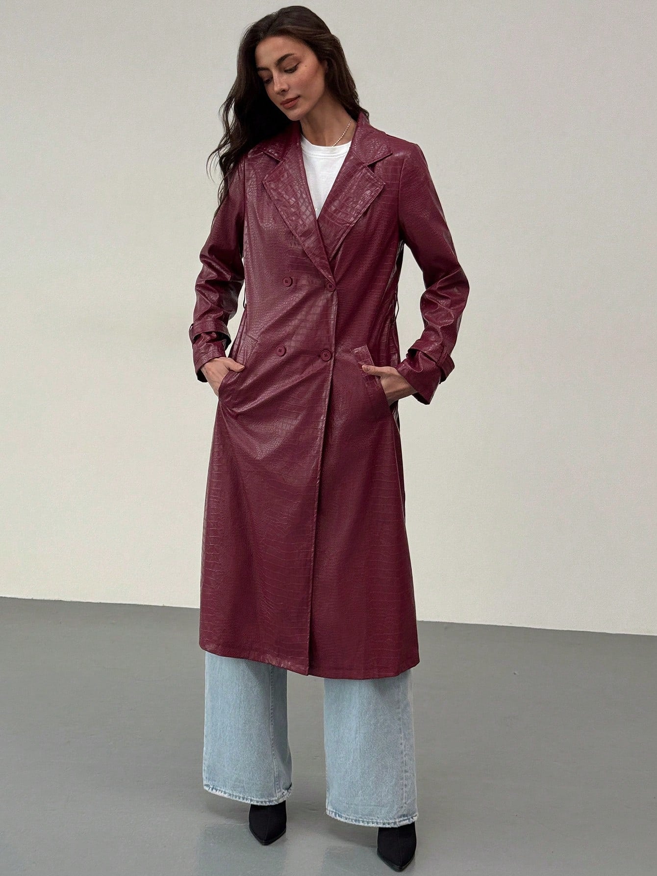 Aloruh Women's Alligator Texture Long Sleeve Double-Breasted Fashionable Regular Coat, Autumn/Winter