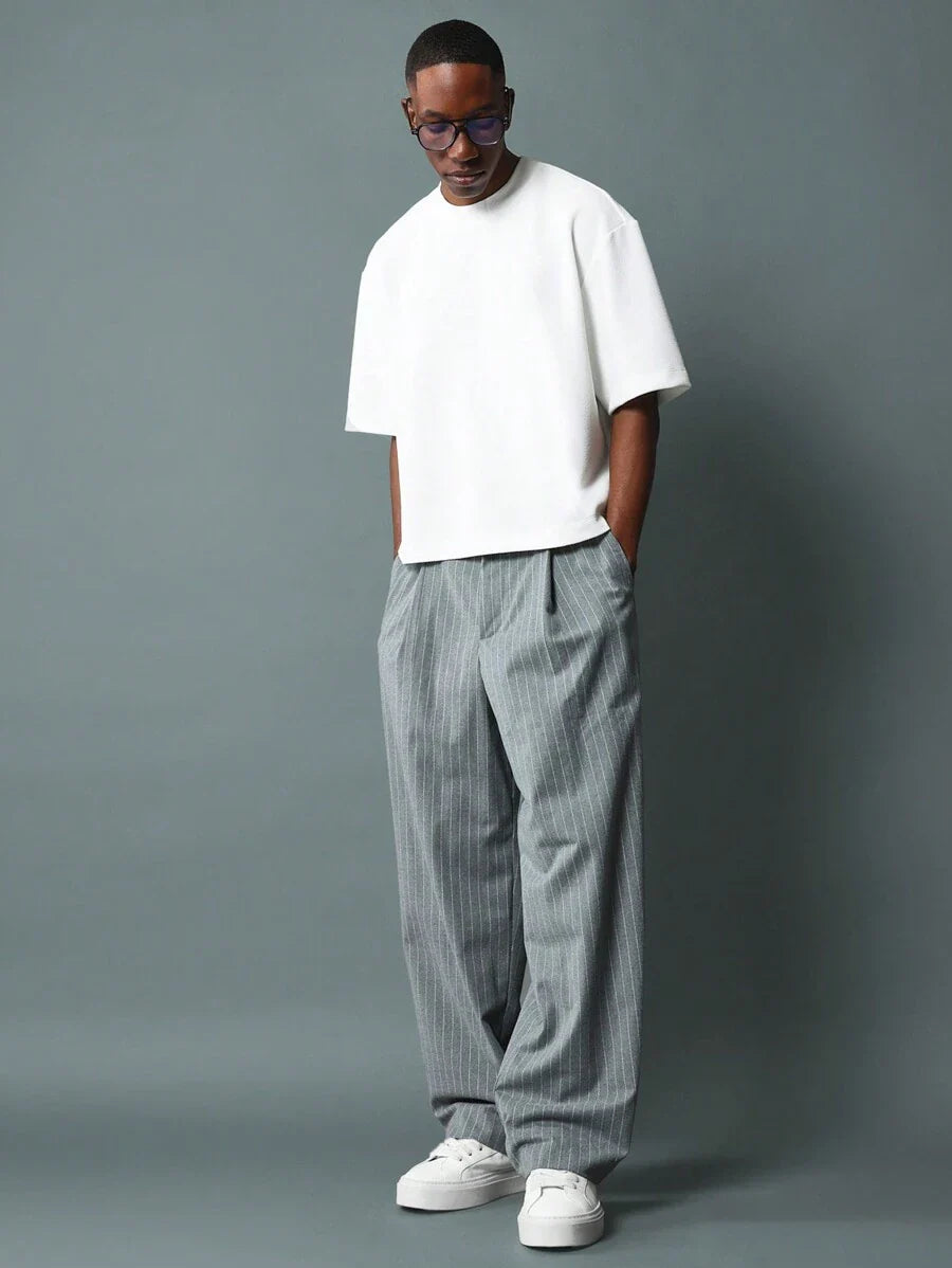 SUMWON Boxy Cut Cropped Jersey T Shirt With Modern Design