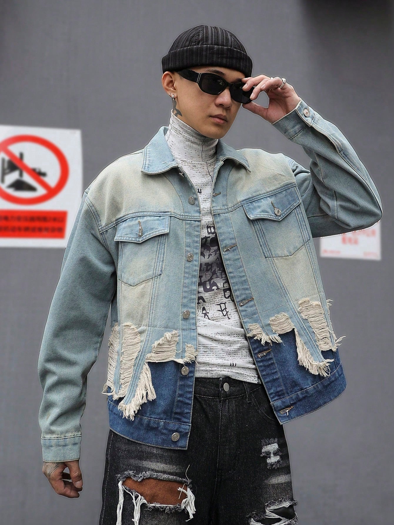 Manfinity EMRG Men Front Button Long Sleeve Pocket Simple Casual Denim Jacket, Fall
