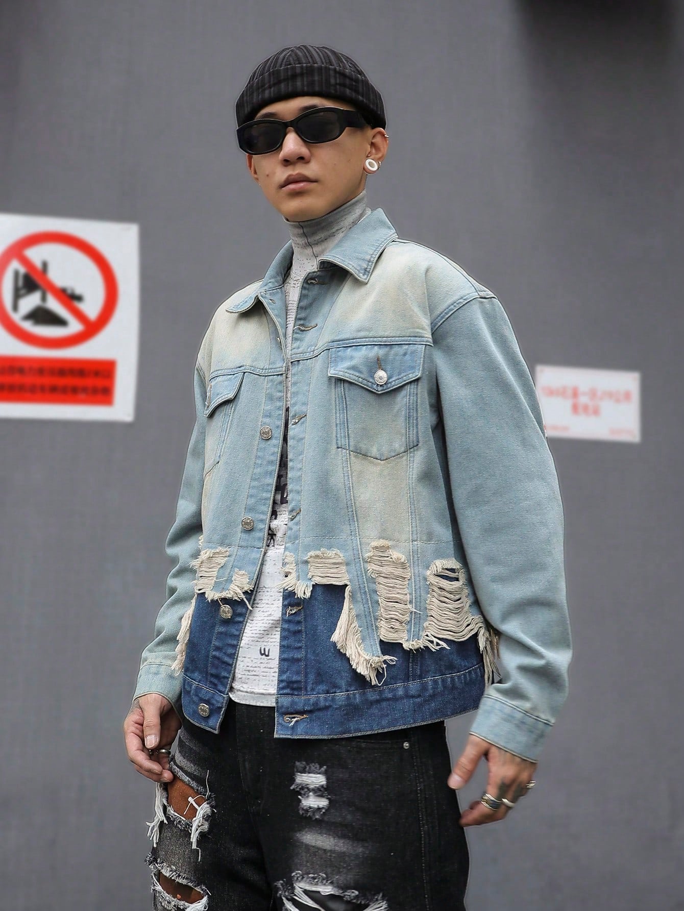 Manfinity EMRG Men Front Button Long Sleeve Pocket Simple Casual Denim Jacket, Fall