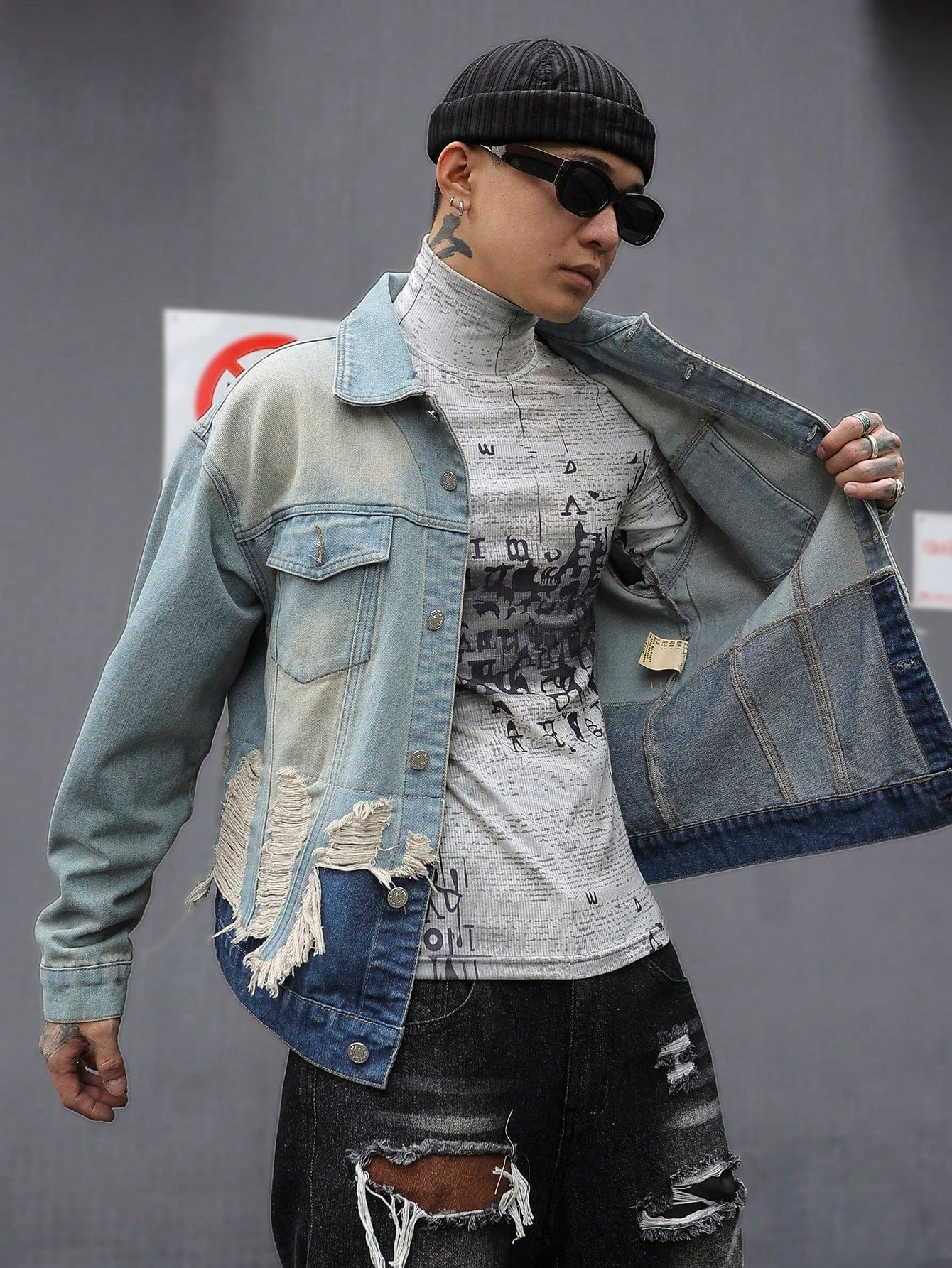 Manfinity EMRG Men Front Button Long Sleeve Pocket Simple Casual Denim Jacket, Fall