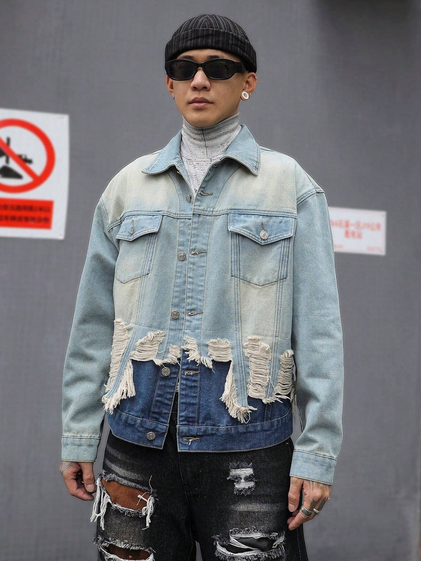 Manfinity EMRG Men Front Button Long Sleeve Pocket Simple Casual Denim Jacket, Fall