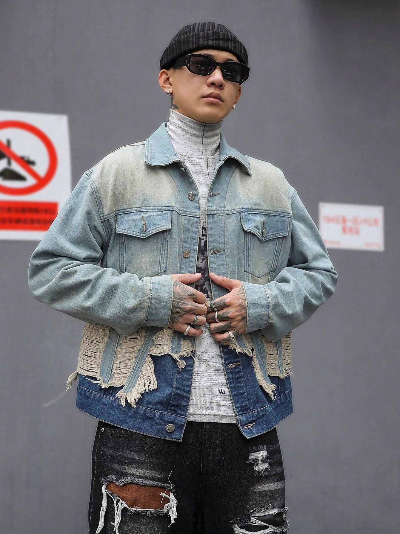 Manfinity EMRG Men Front Button Long Sleeve Pocket Simple Casual Denim Jacket, Fall