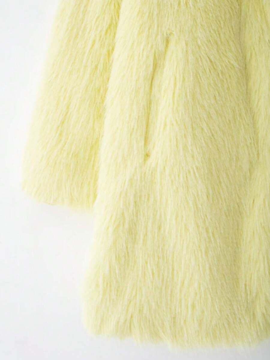 DEEKA Women's Winter New European & American Faux Fur Warm Oversized Plus Size Coat