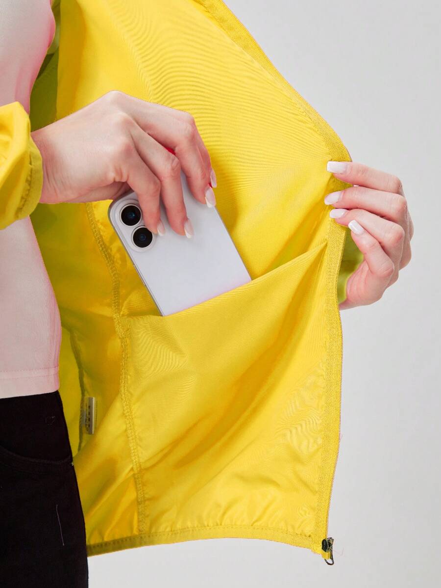 1pc Women's Lightweight Waterproof Jacket, Casual Windbreaker, Quick-Dry Sportswear, Black Long Sleeve Athletic Jacket For Women, With Storage Bag