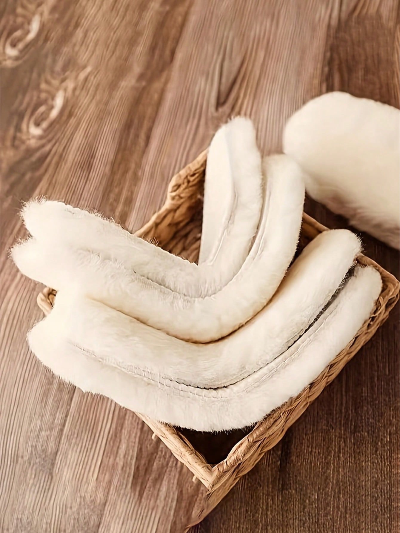 2 Pairs Super Thick Warm Winter Snow Boot Insoles - Soft Wool Fleece With Plush Lining, Extremely Cozy And Warm, Hand Washable, Ideal For Cold Weather And Extreme Temperatures | Fluffy Insole Design | Toasty Warmth