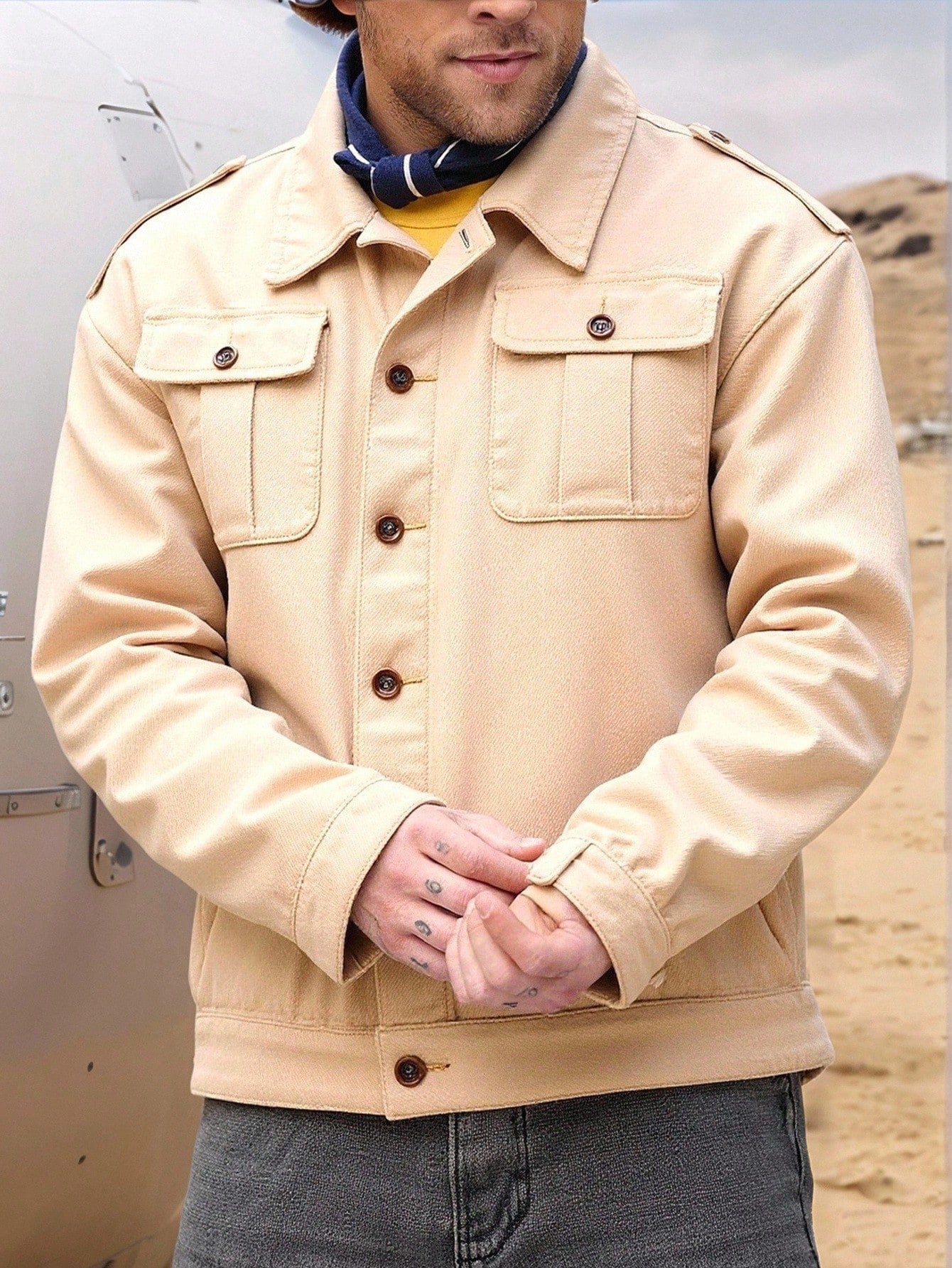 Manfinity Homme Men's Casual Loose Street Wear American Casual Military Style Khaki Cropped Denim Jacket