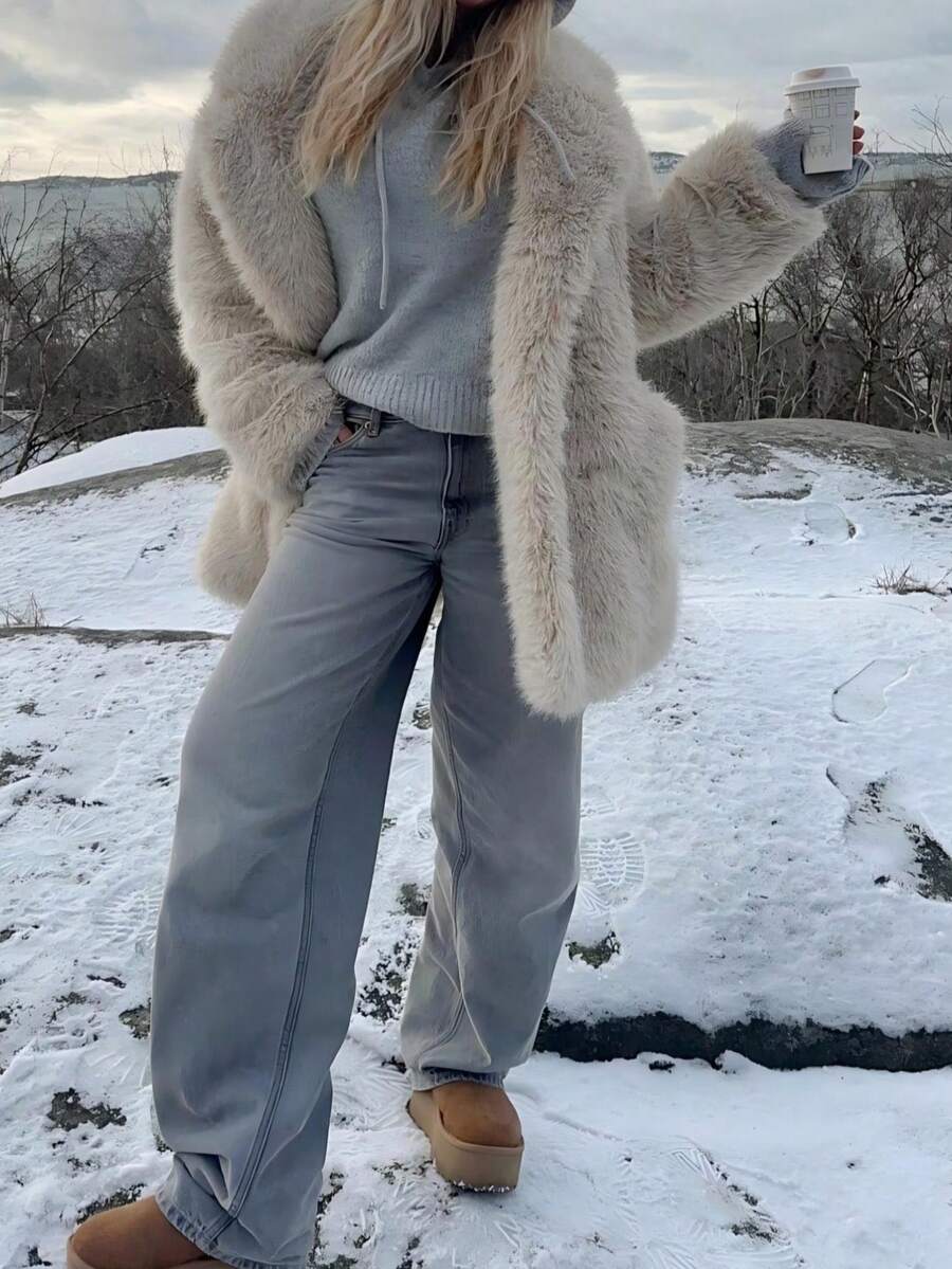 DEEKA Women's Winter New European & American Faux Fur Warm Oversized Plus Size Coat
