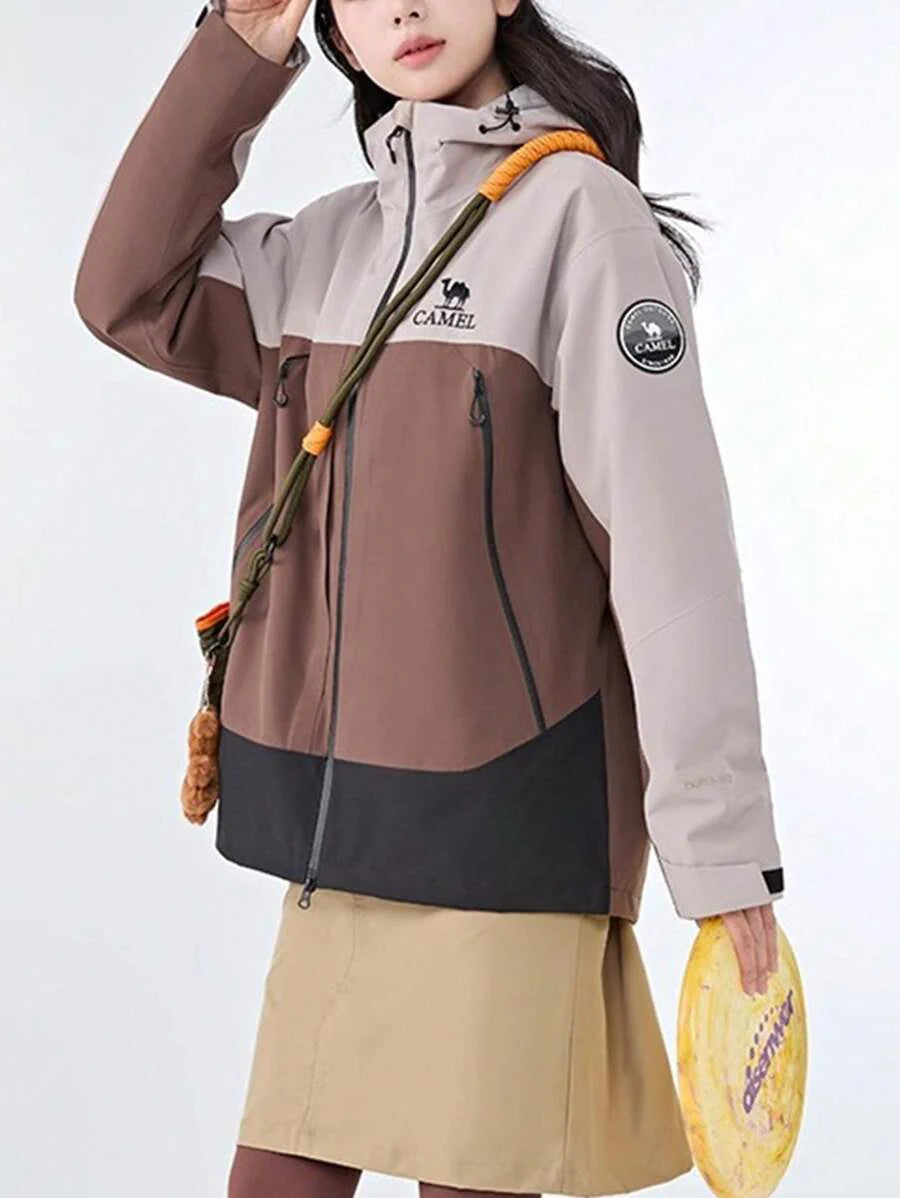 CAMEL CROWN Women's Three-In-One Outdoor Fleece Jacket For Warmth, Rain-Proof, Waterproof And Windproof Hiking And Mountaineering