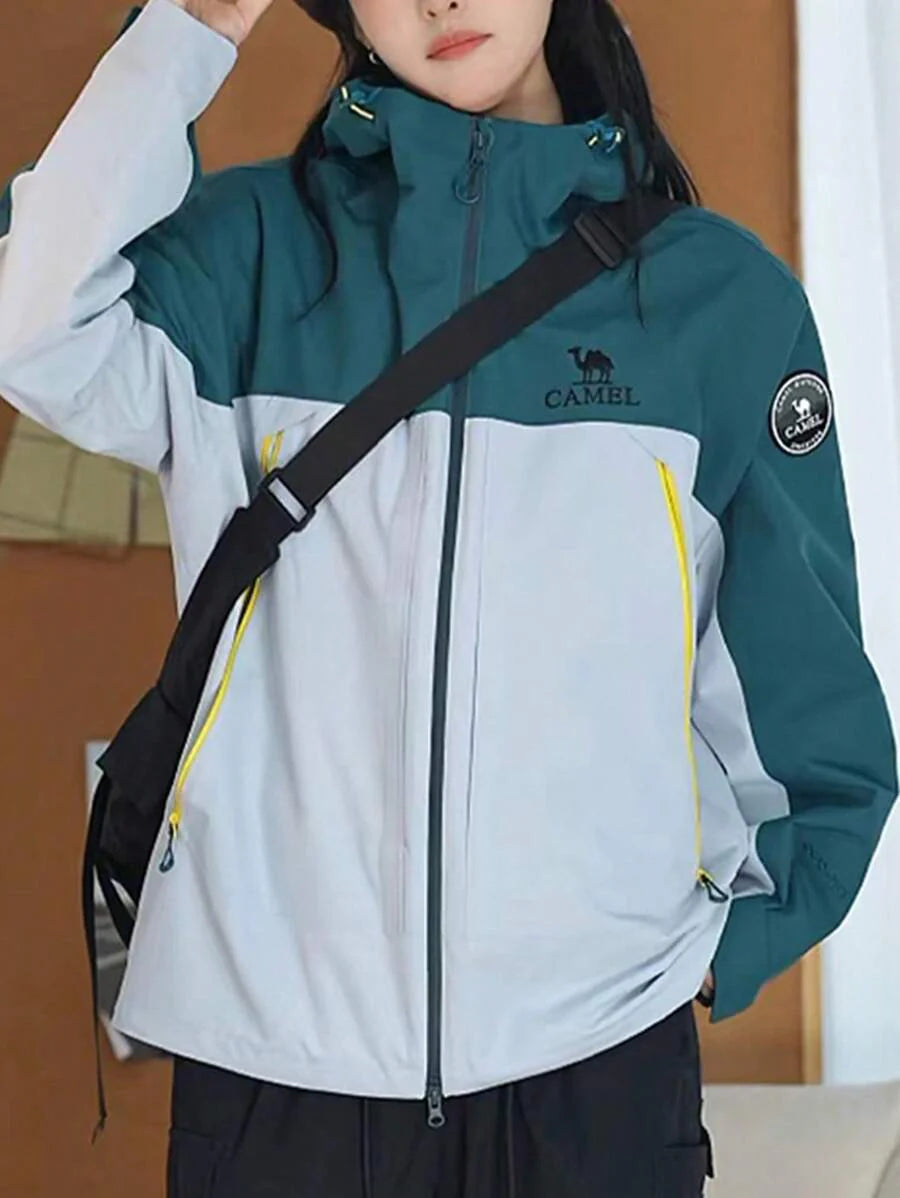 CAMEL CROWN Women's Three-In-One Outdoor Fleece Jacket For Warmth, Rain-Proof, Waterproof And Windproof Hiking And Mountaineering