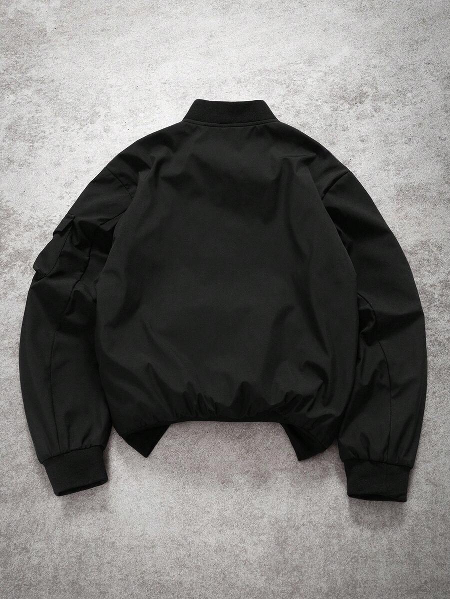 Manfinity EMRG Men's Solid Color Zipper Fashion Versatile Outdoor Windbreaker Jacket Black Bomber