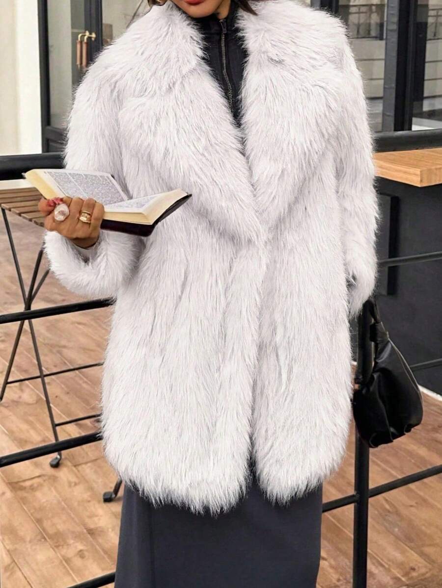 DEEKA Women's Winter New European & American Faux Fur Warm Oversized Plus Size Coat