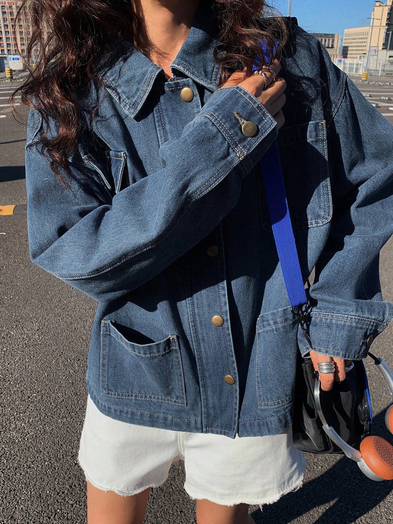 DAZY Women's Loose Fit Denim Jacket With Collar And Large Pockets