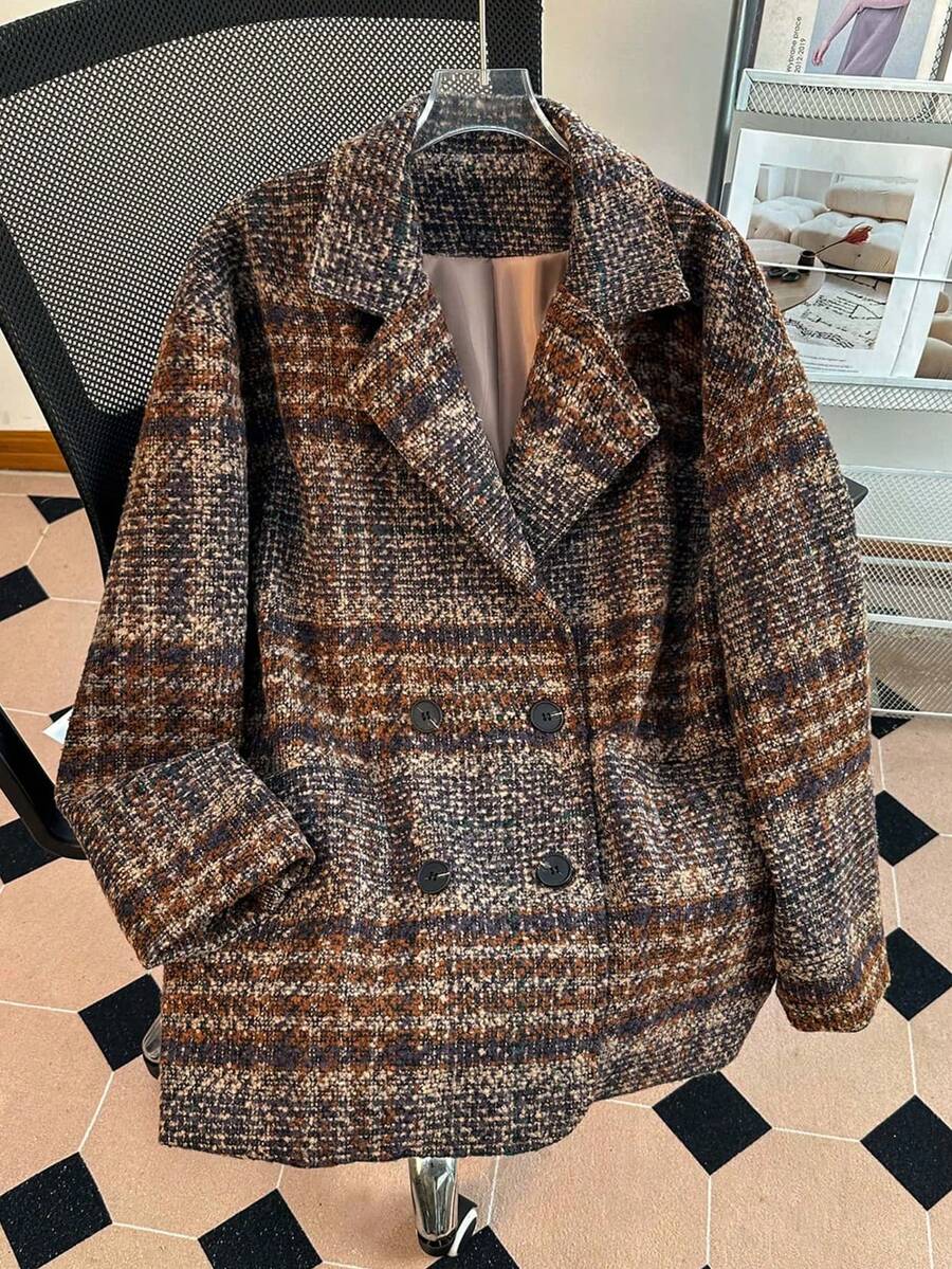 Women's Tweed Plaid Notched Lapel Front Button Relaxed Fit British Style Casual Long Sleeve Coat With Pockets For Fall Winter Spring