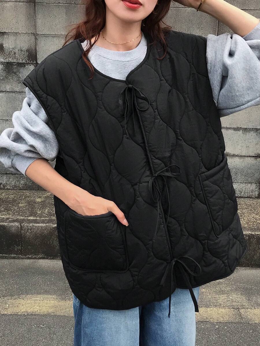 FRIFUL Women's Black Solid Color Lace-Up Tie Lamb Wool Lining Round Neck Pocket Decorative Stitching Quilted Vest Jacket, Autumn/Fall