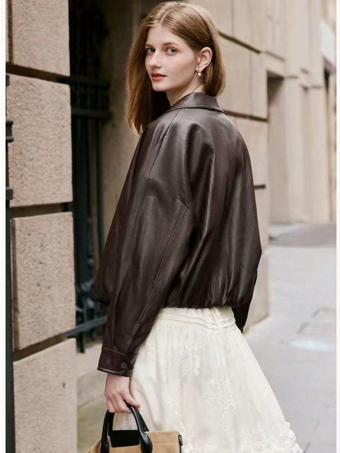 Manneqi Retro American Casual Chic Relaxed Fashion Versatile Lapel Zipper Short Brown Leather Jacket For Women
