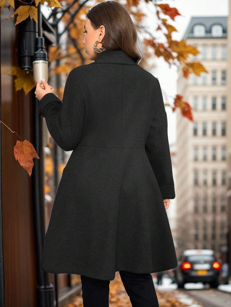 SHEIN Privé Plus Size Women's Fashion Runway Asymmetric A-Line Gray Overcoat, Suitable For Minimalist Outings And Elegant Dates In Winter