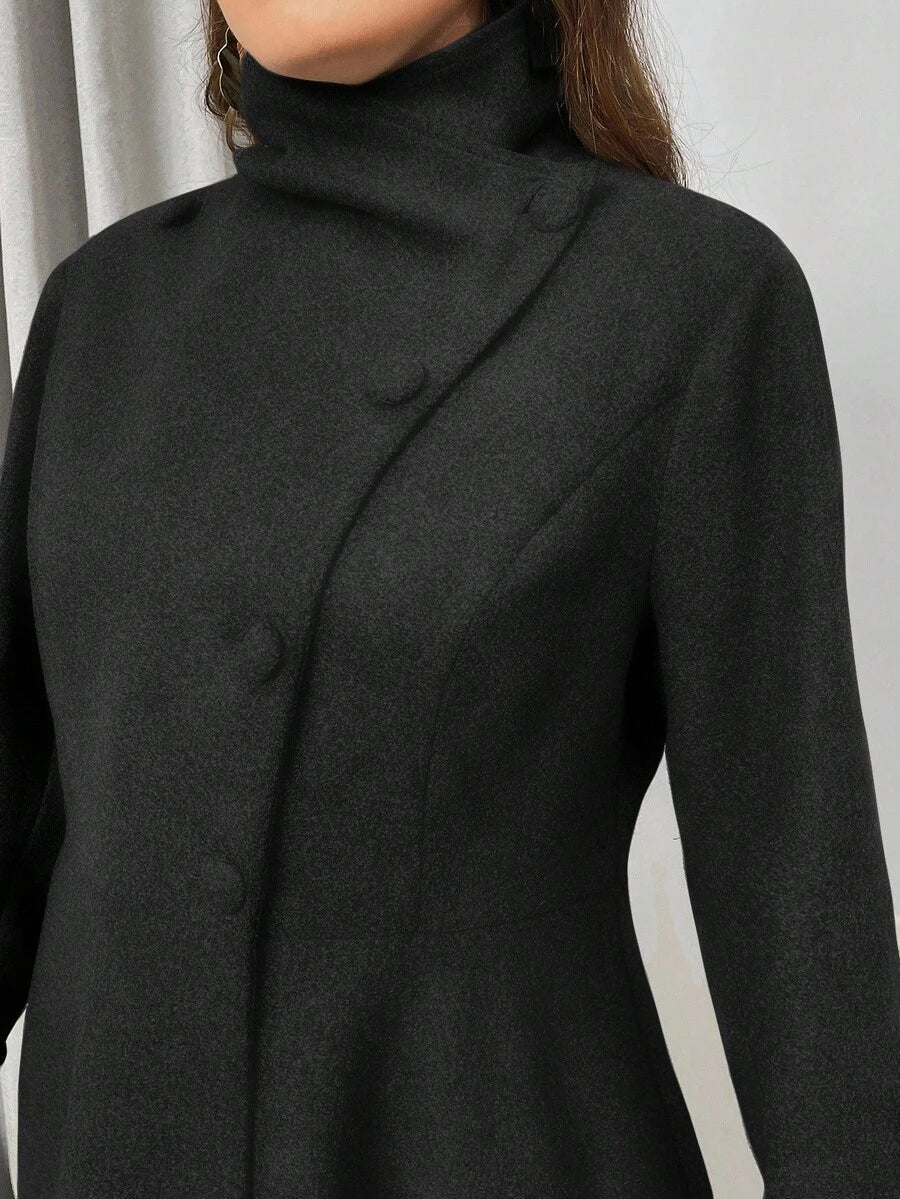 SHEIN Privé Plus Size Women's Fashion Runway Asymmetric A-Line Gray Overcoat, Suitable For Minimalist Outings And Elegant Dates In Winter