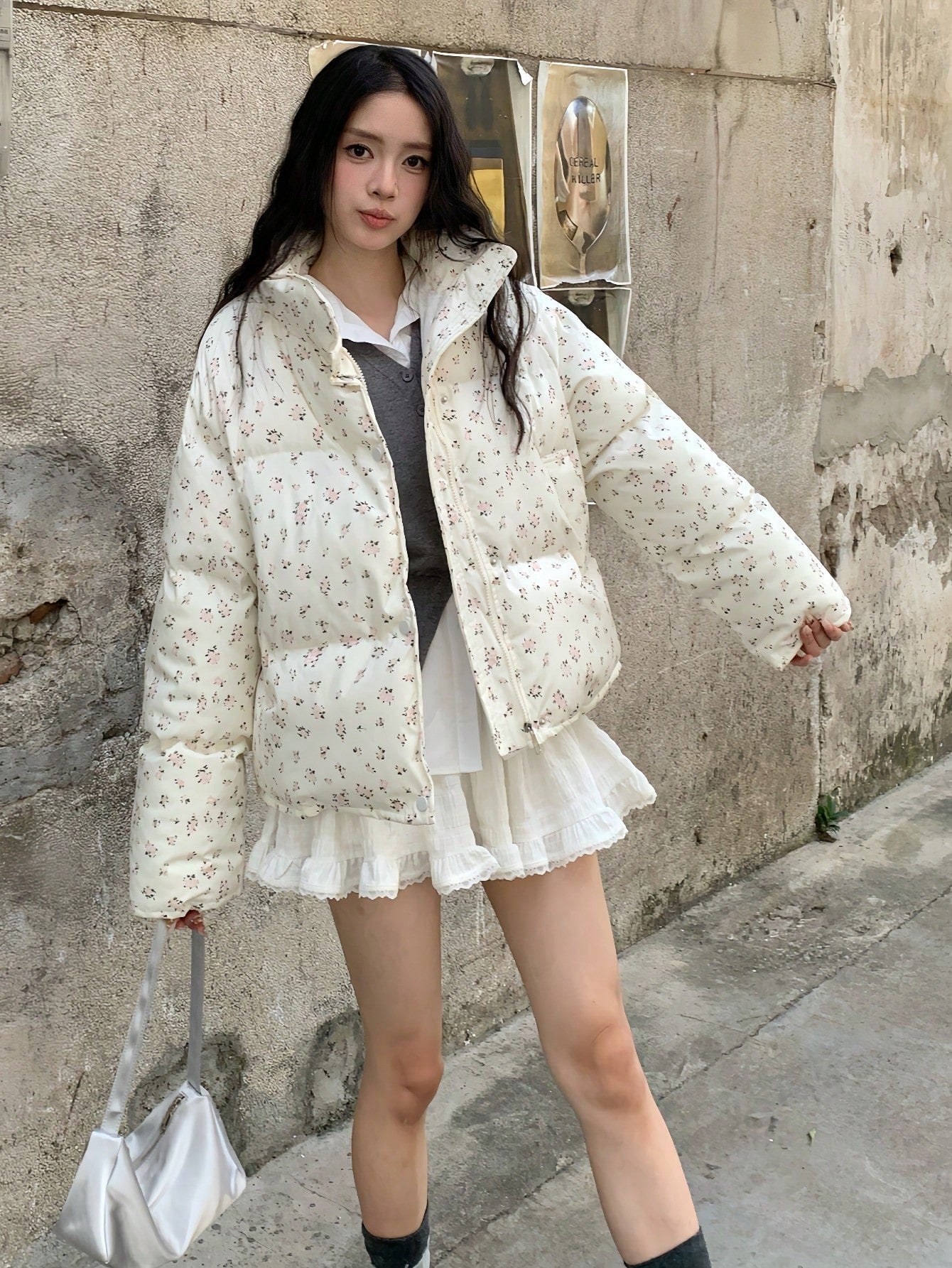 Winter Women Casual Loose Puffer Jacket Long Sleeve Floral Printed Stand Collar Short Pockets Padded Coat Korean Fashion Party Coats Christmas Outerwear Female Clothes Birthday Outfits