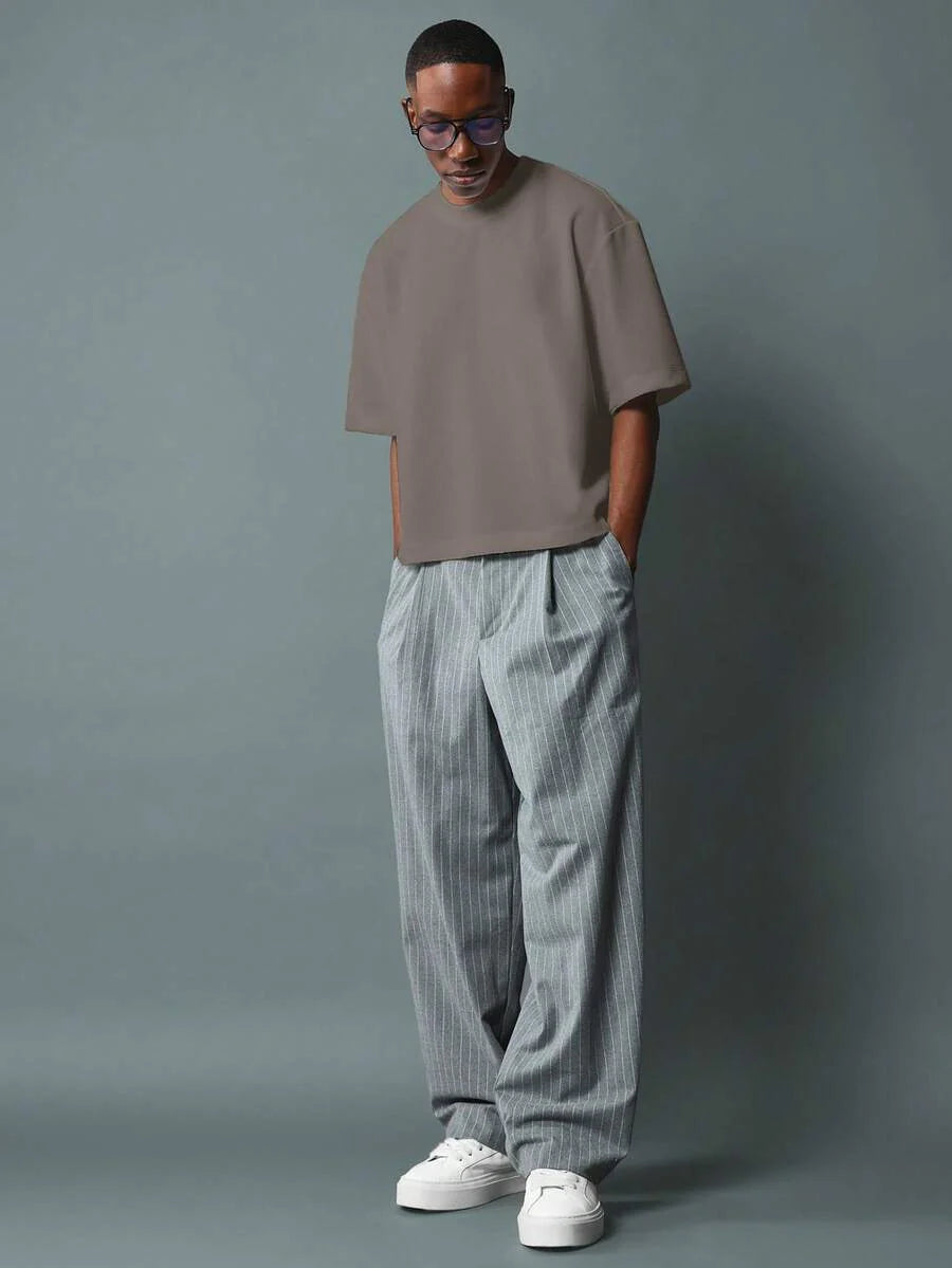 SUMWON Boxy Cut Cropped Jersey T Shirt With Modern Design