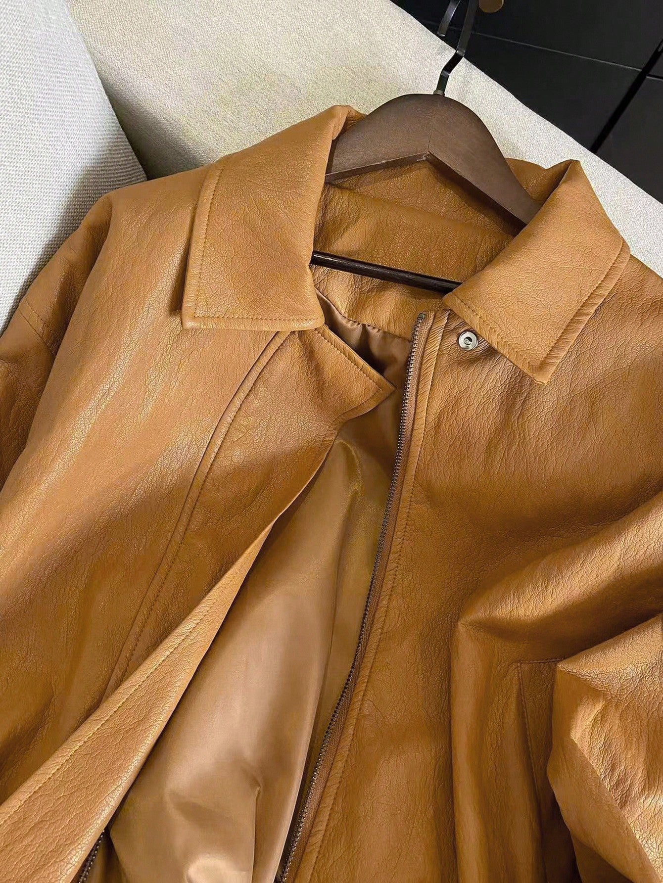 Airaco Women's Solid Color PU Leather Long Sleeve Zip-Up Casual Jacket, Autumn