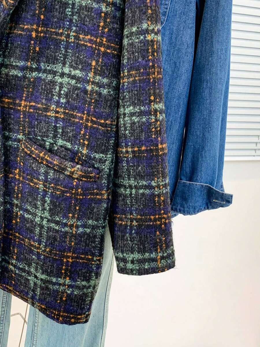 Women's Tweed Plaid Notched Lapel Front Button Relaxed Fit British Style Casual Long Sleeve Coat With Pockets For Fall Winter Spring