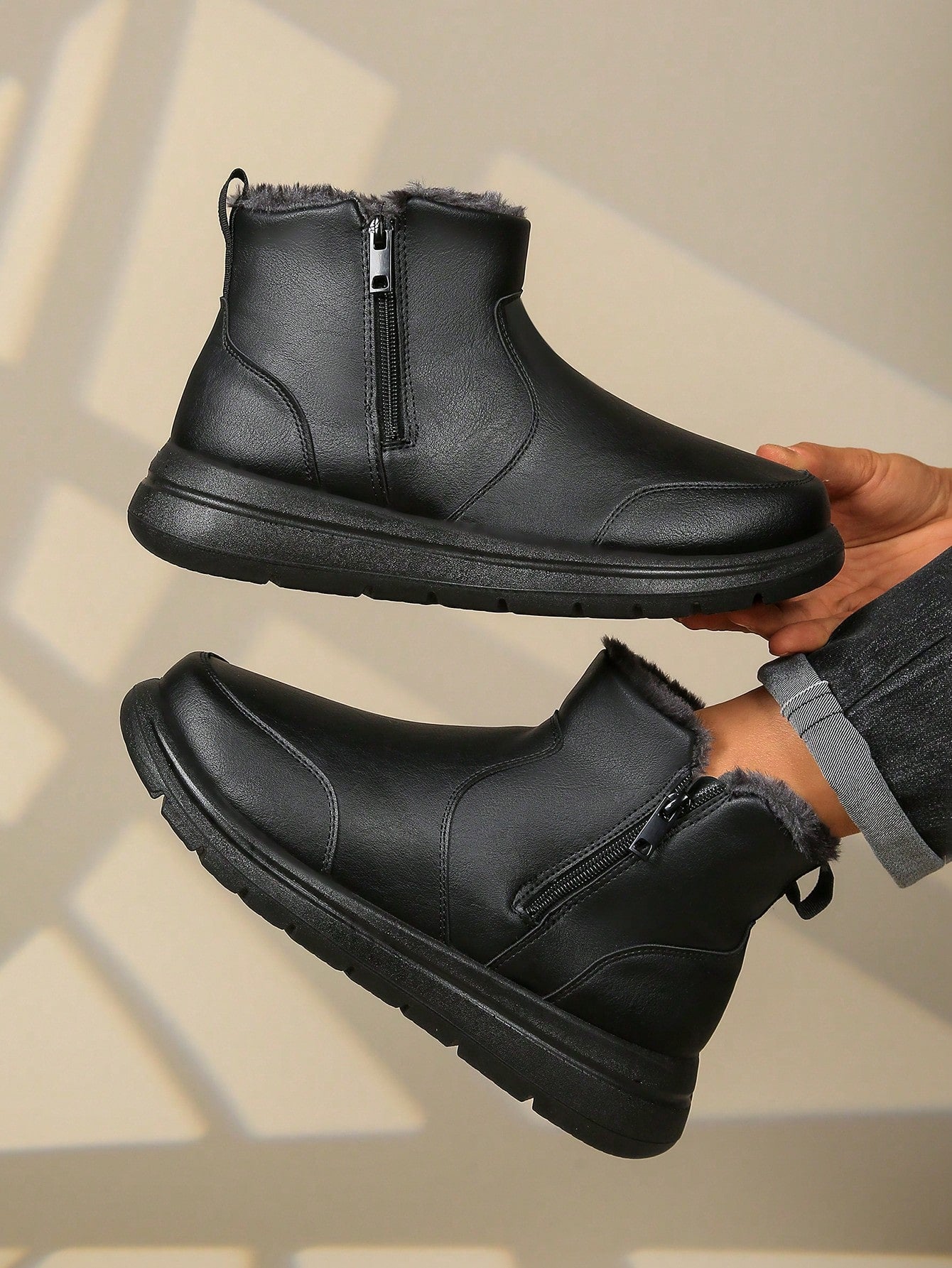 Men's Warm Snow Boots, Black High-Top Casual Leather Boots, Anti-Slip Thick Sole Insulated Short Boots, Autumn/Winter