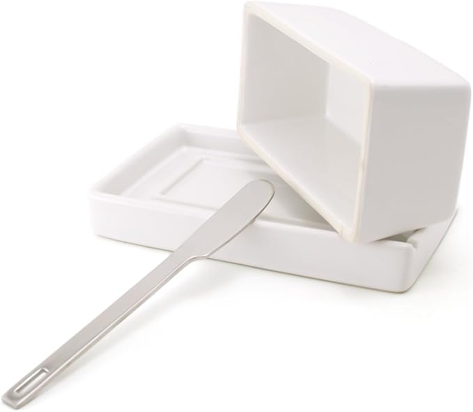 ZERO JAPAN Compact Butter Dish with Stainless Steel Knife, Trim-to-Fit Design for Countertop Use, Ceramic Butter Keeper Made in Japan, Fits Softened Butter Portions, Rich Glaze Finish, Banana