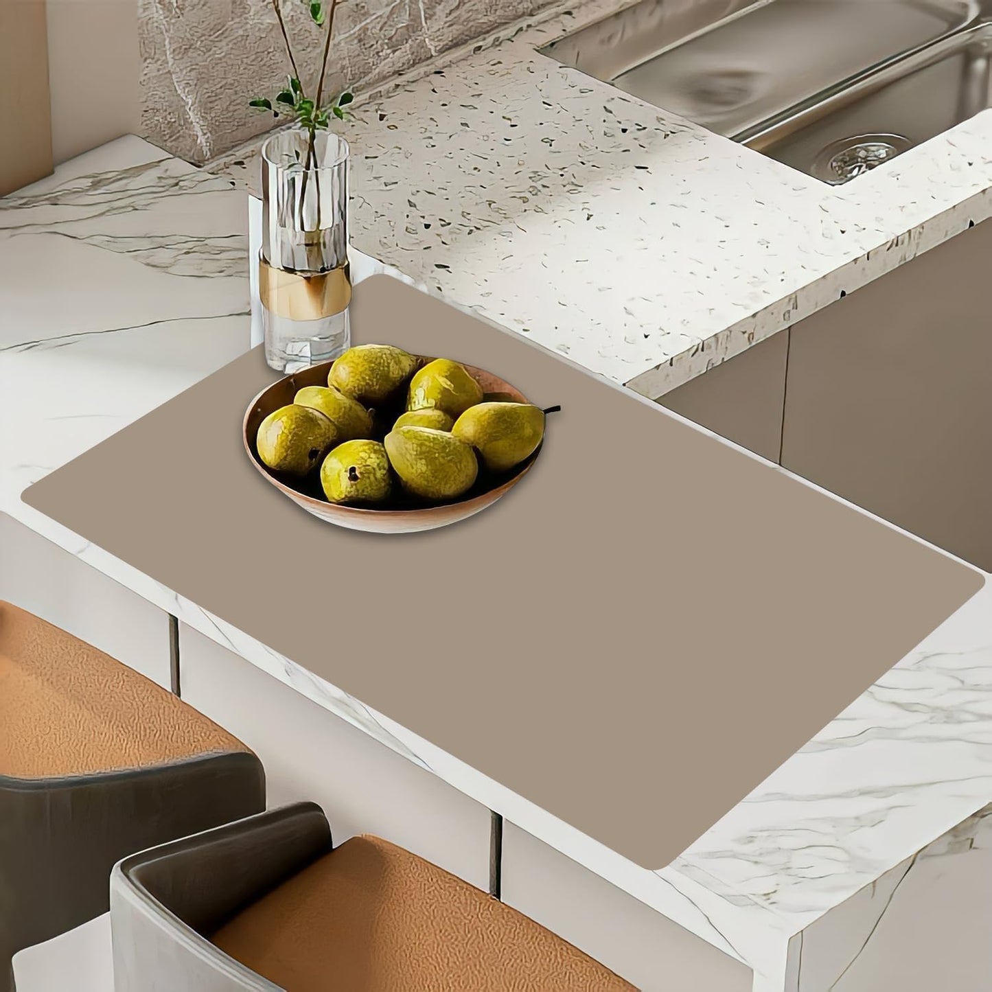 2MM Super Thick Large Silicone Mat, 31.5"x23.6"(80cmx60cm) Non-Slip Heat Resistant, Thicken Kitchen Counter Mats, Waterproof Countertop Protector for Craft (Brown)