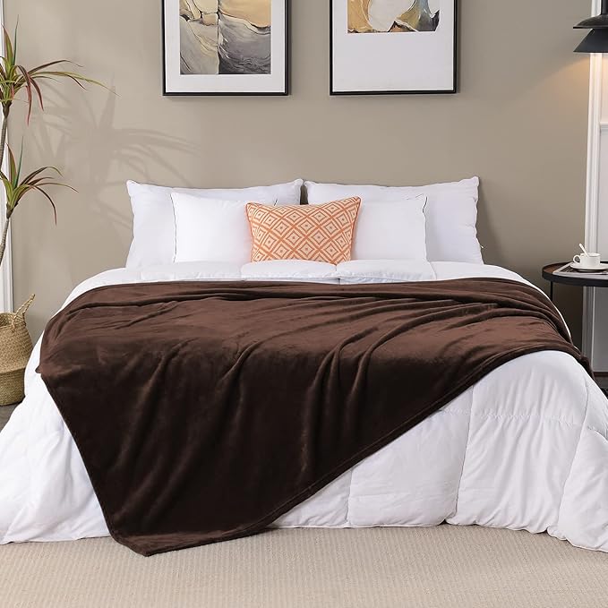 SOCHOW Flannel Fleece Blanket Throw Size, All Season Lightweight Super Soft Cozy Blanket for Bed or Couch, Brown, 50x60 inches