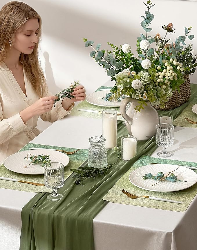 Leetaltree Gradient Green Woven Placemats Set of 6 - Heat Resistant Non-Slip Place mats for Dining Table, Washable Durable PVC Vinyl Woven Table Mats(Gradient Green, 6)