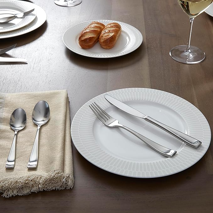 Oneida Silverware Set, Moda Fine Flatware 4-Piece Dinner Spoons Set, Service For 4, Rust Resistant 18/10 Stainless Steel, Dishwasher Safe, Mirror Finish, Home And Kitchen Utensils (Silver 4 Piece)